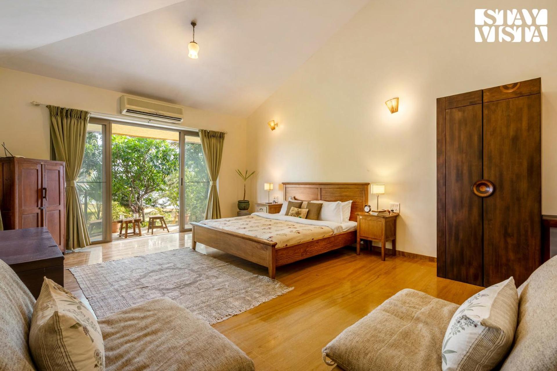 Stayvista At Three Shores With Lake View & Alfresco Dining Khamshet Екстериор снимка