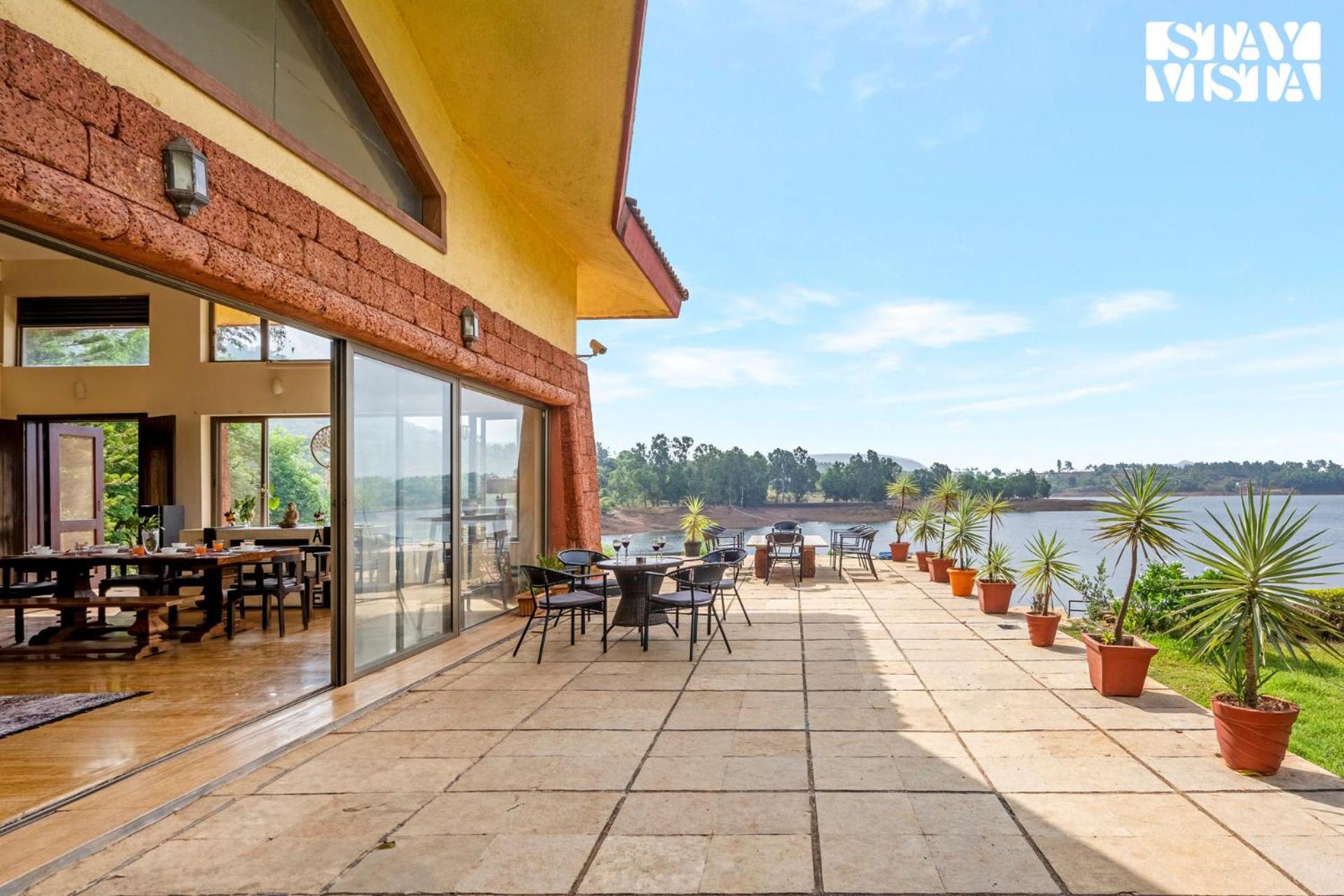 Stayvista At Three Shores With Lake View & Alfresco Dining Khamshet Екстериор снимка