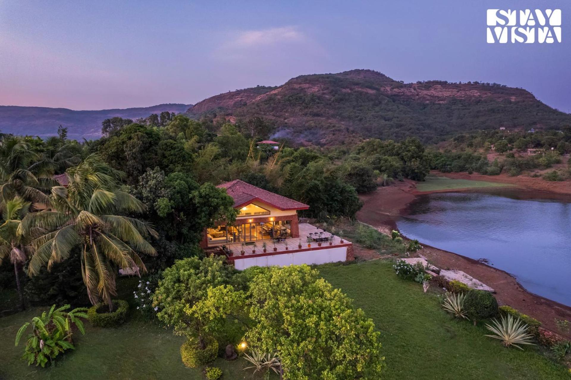 Stayvista At Three Shores With Lake View & Alfresco Dining Khamshet Екстериор снимка